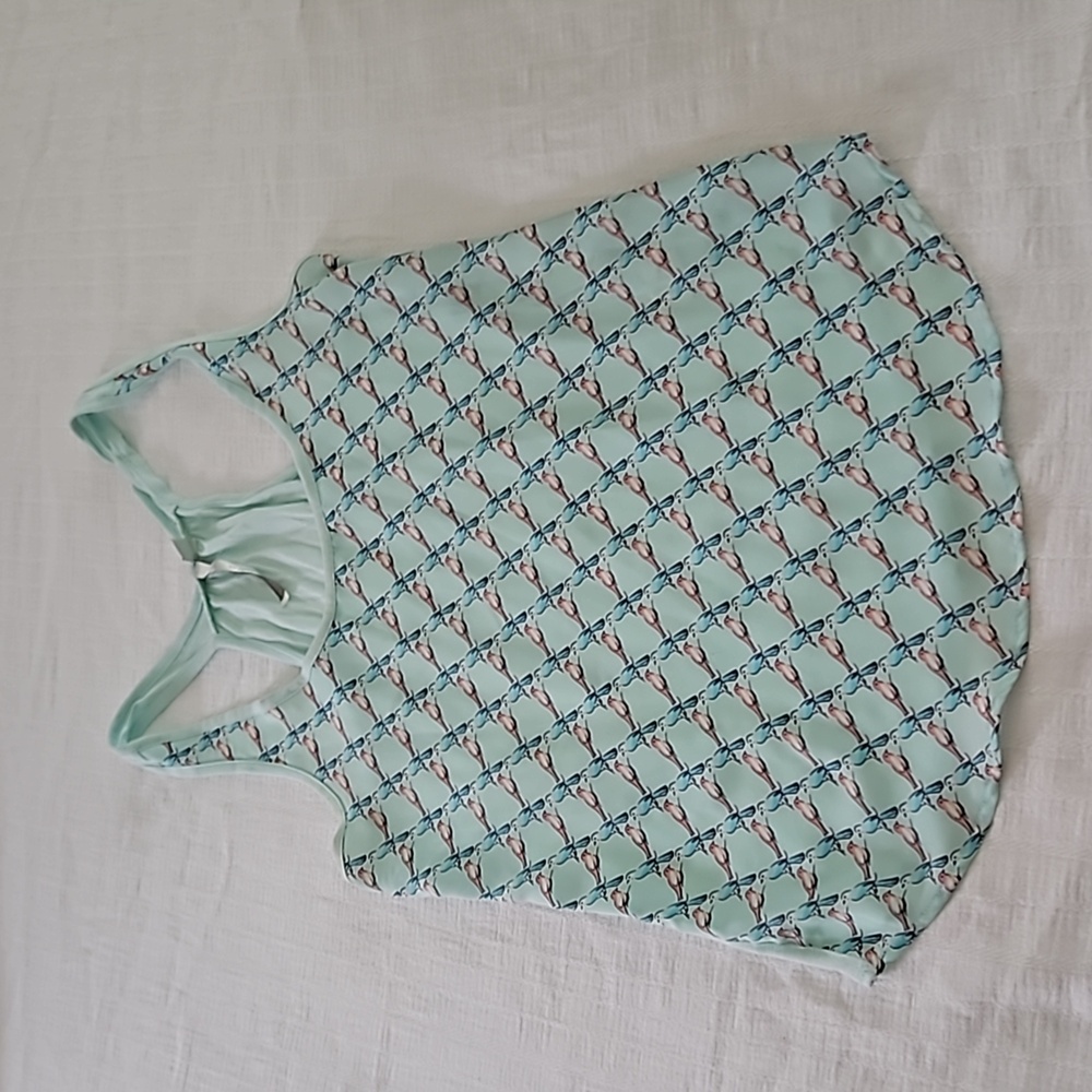 Tank top with birds on it